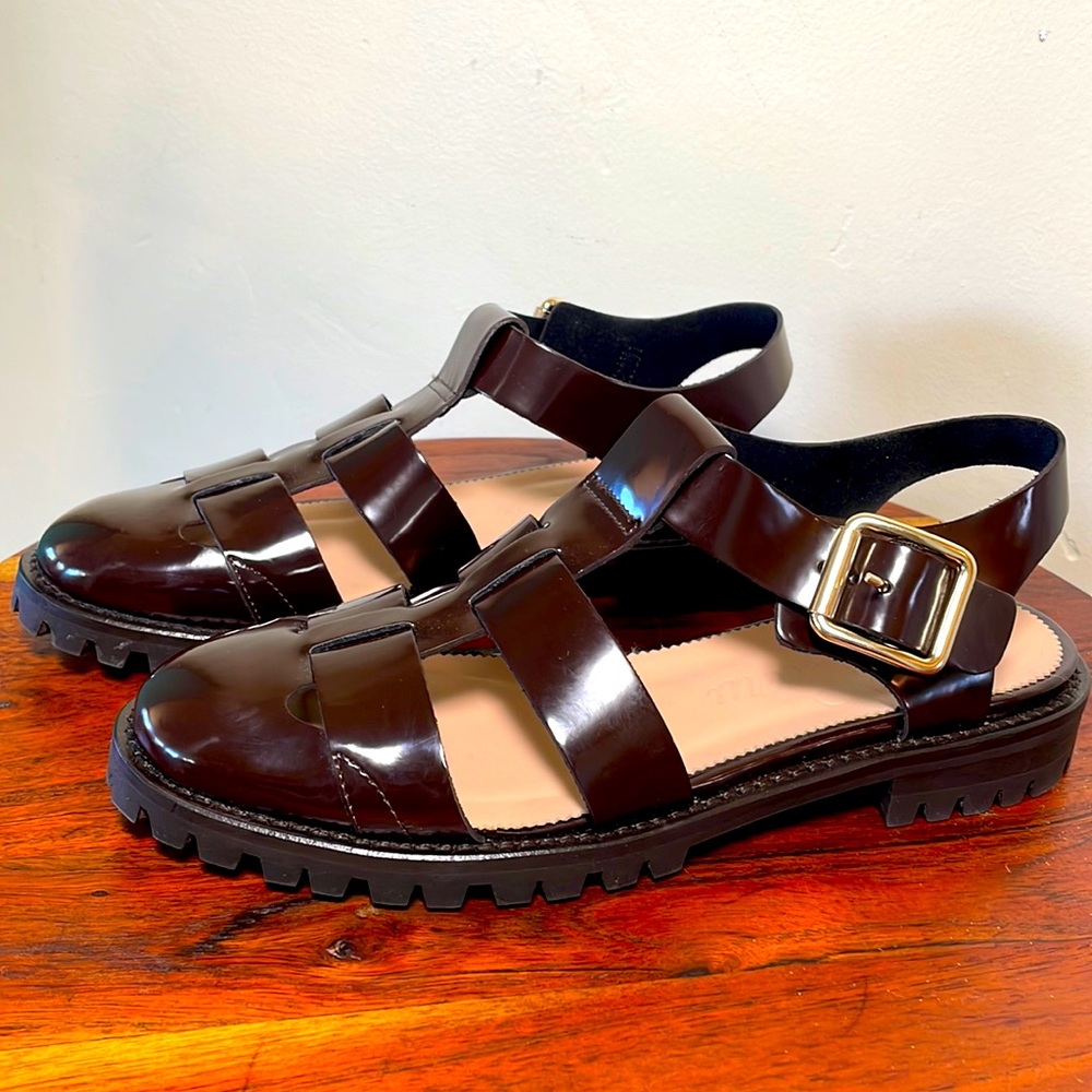 Size 7.5 JCrew Patent Leather Sandals with Chunky Sole and Gold Buckle Like New!